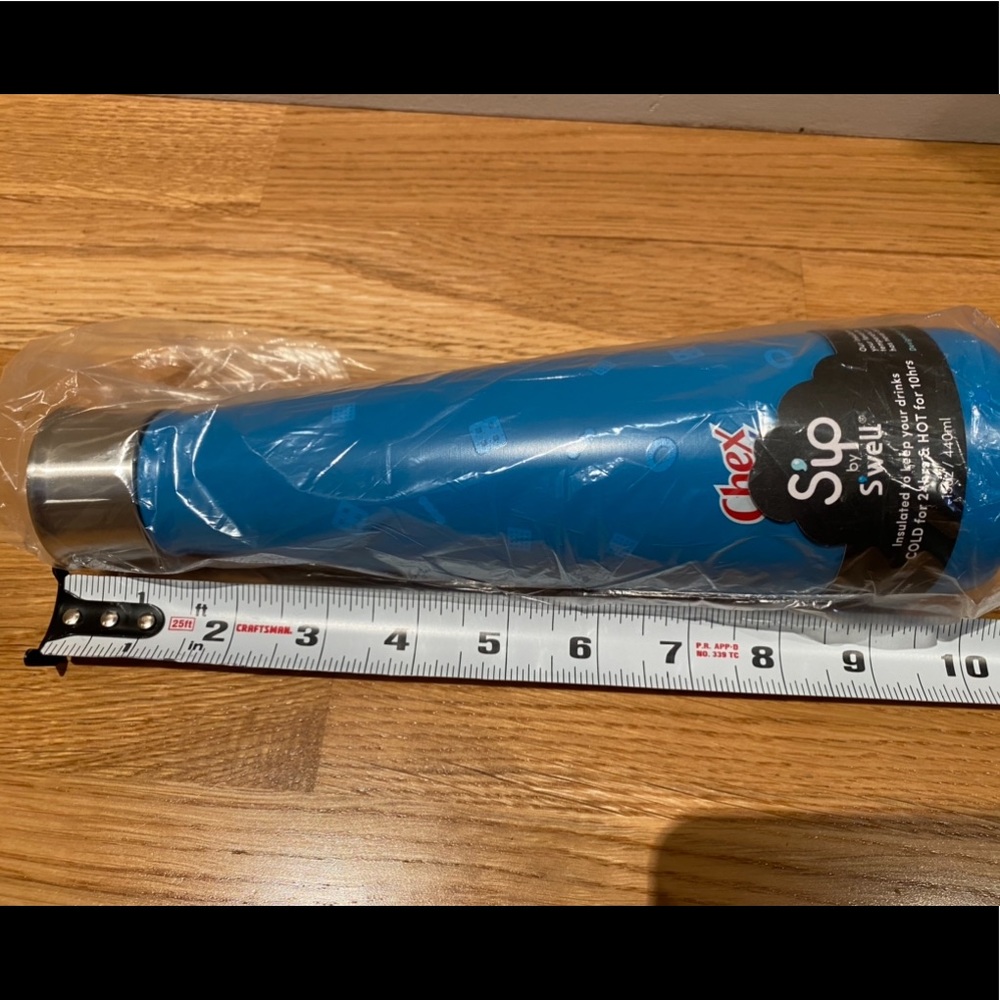 NWT Chex Mix S’ip by S’Well brand water bottle in blue